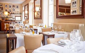 L'Hotel